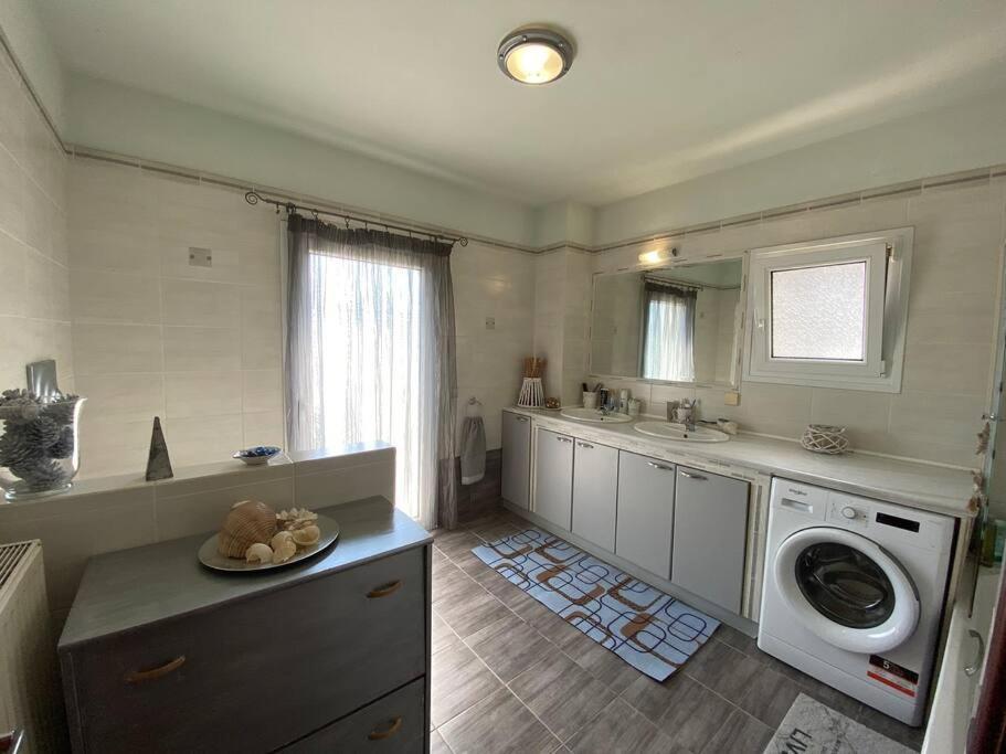 Holiday home Aerino House *