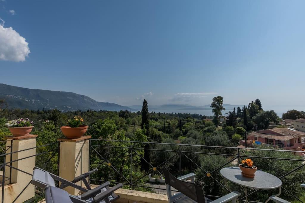 Aerino House Holiday home